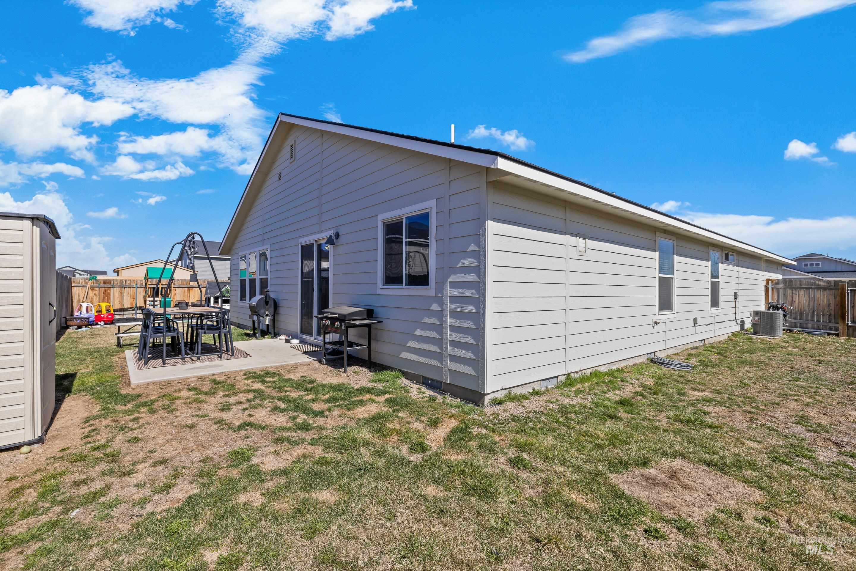 1755 Sw Levant Property Photo 35