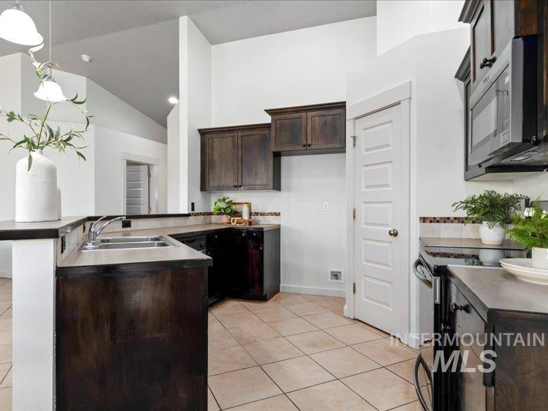 223 Quail Property Photo 20