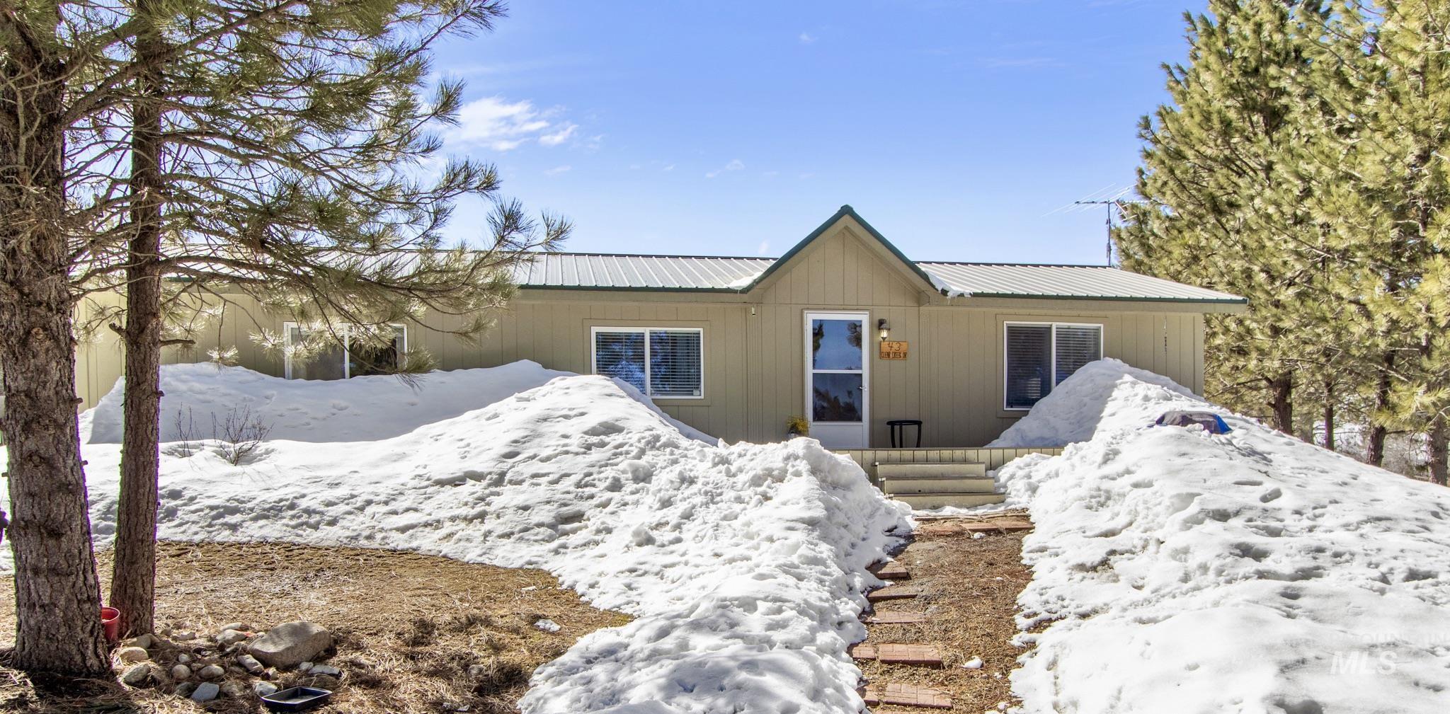43 Clear Creek Drive Property Photo