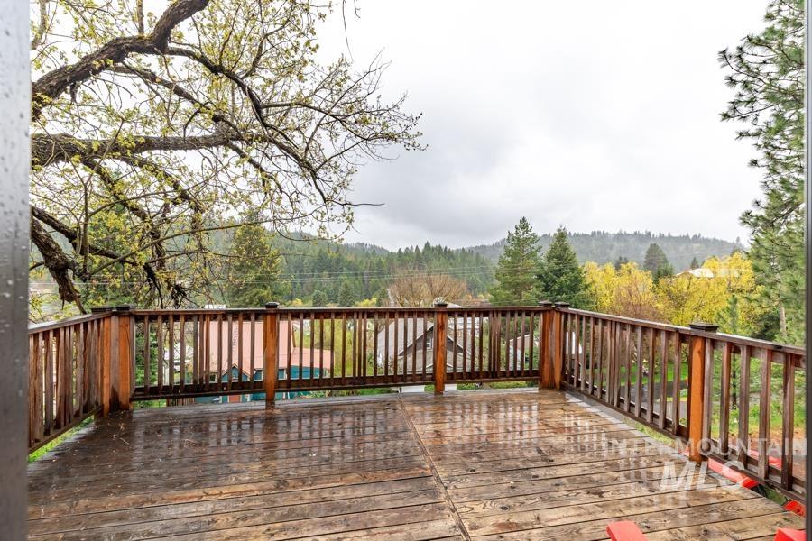 306 S Pine Property Photo 8