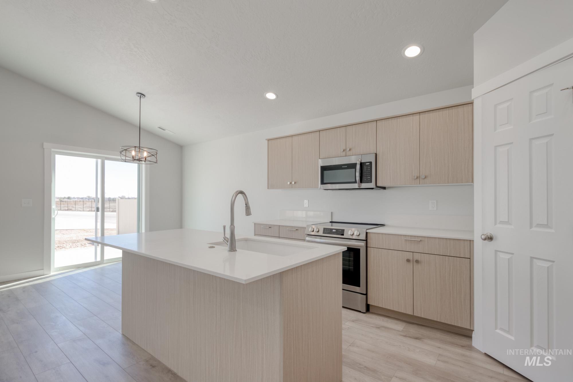 8616 S Tyrion Way Property Photo 6