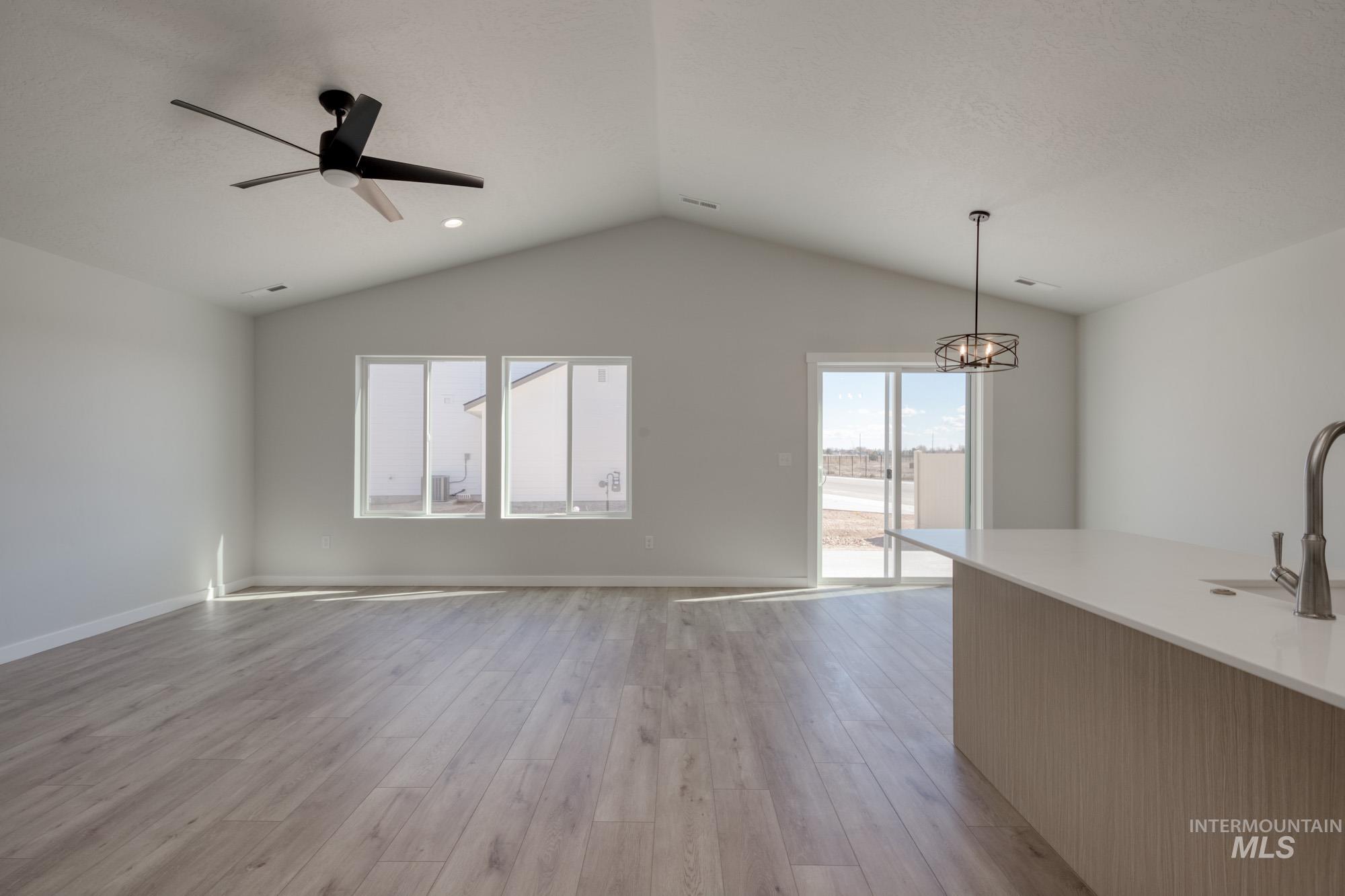 8616 S Tyrion Way Property Photo 12