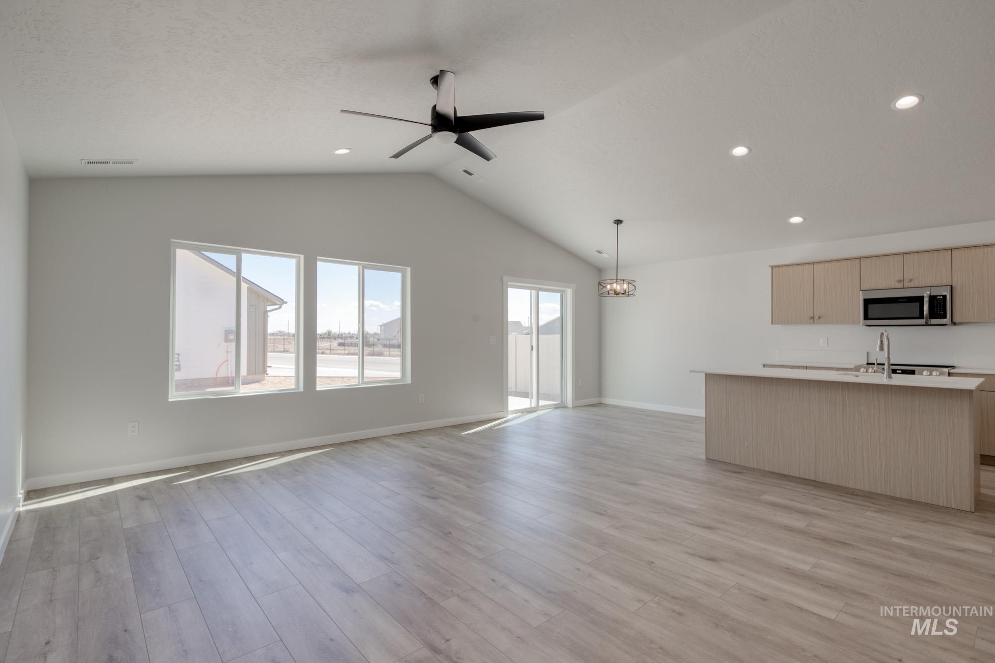 8616 S Tyrion Way Property Photo 14