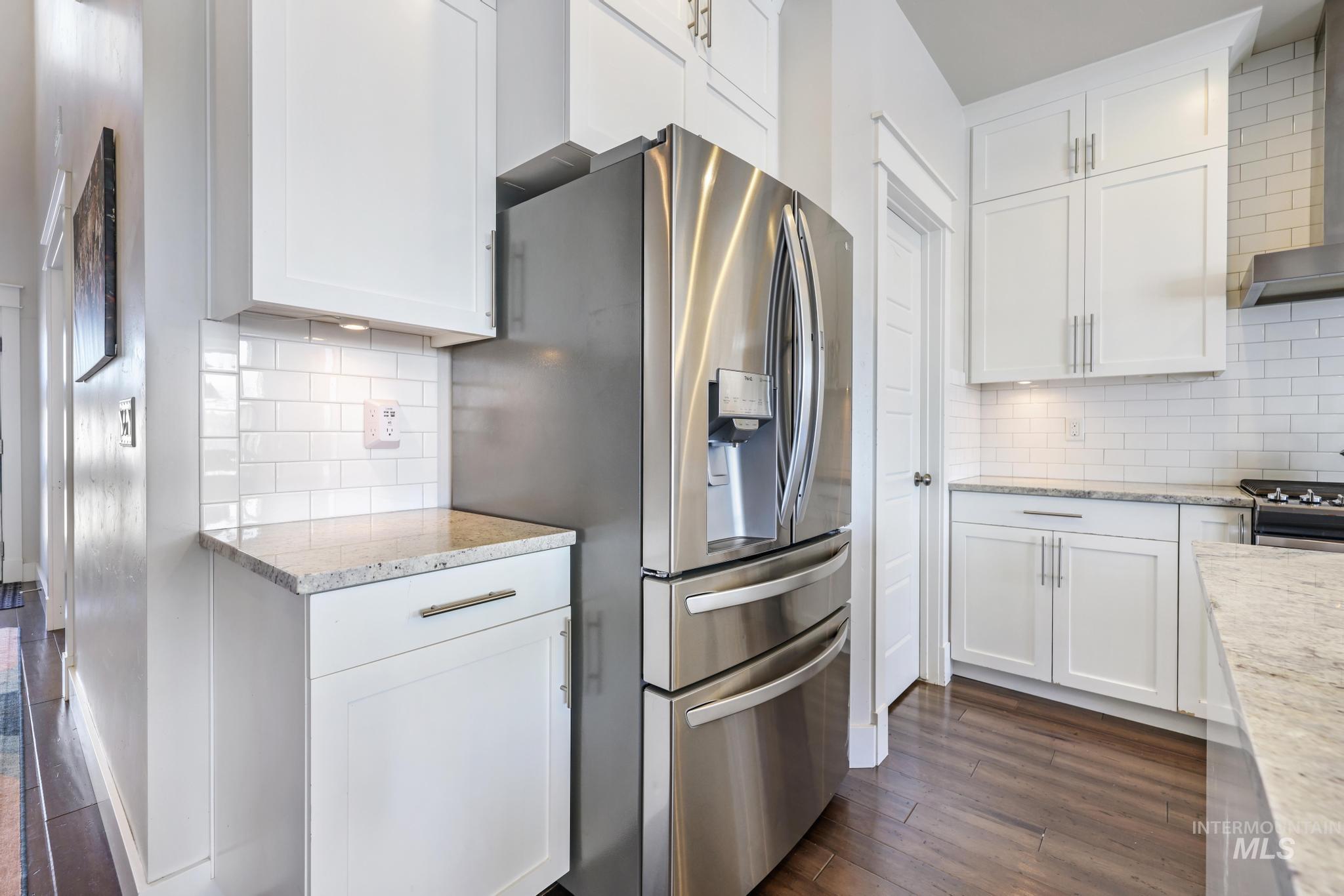2828 Sunray Loop Property Photo 10