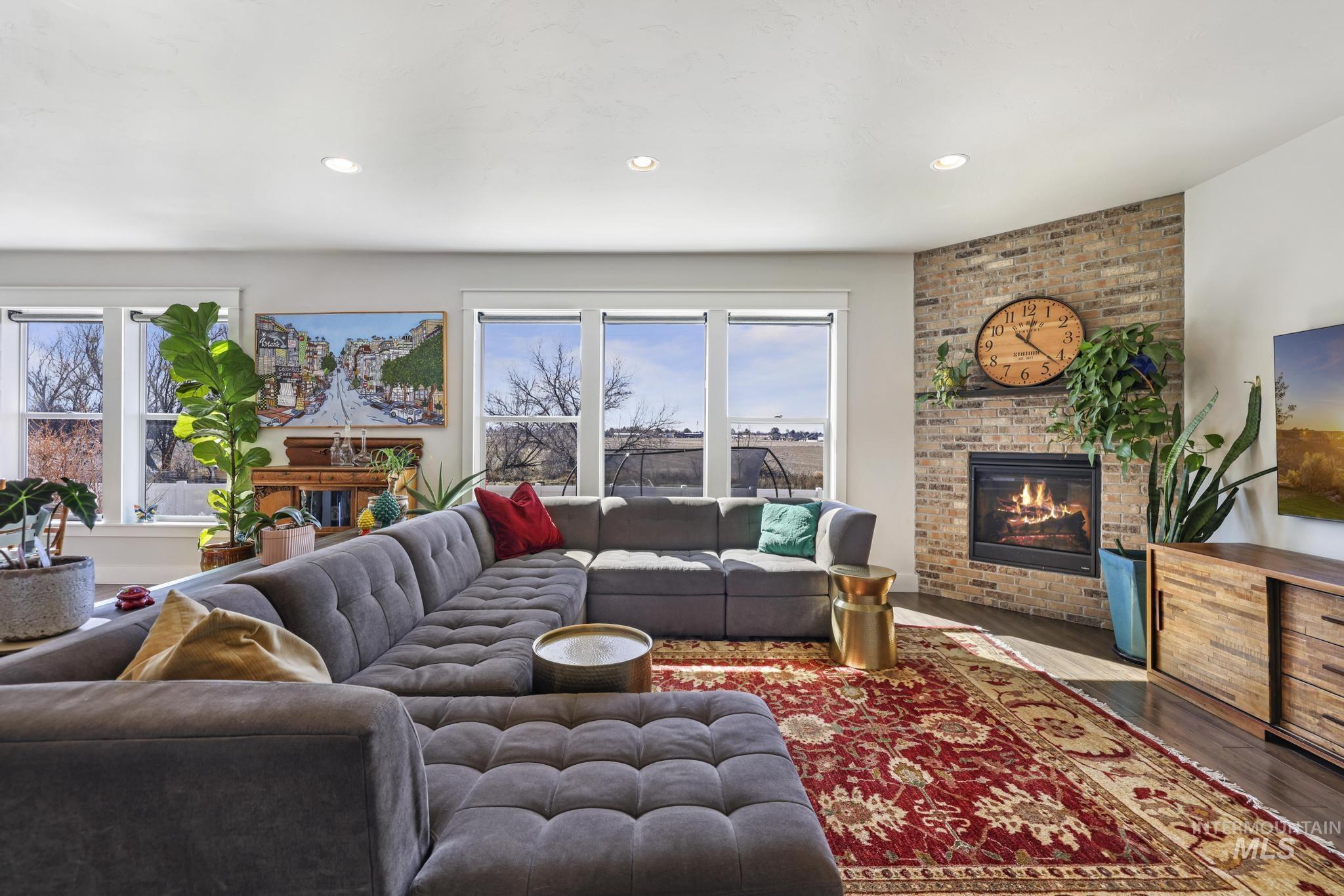 2828 Sunray Loop Property Photo 18