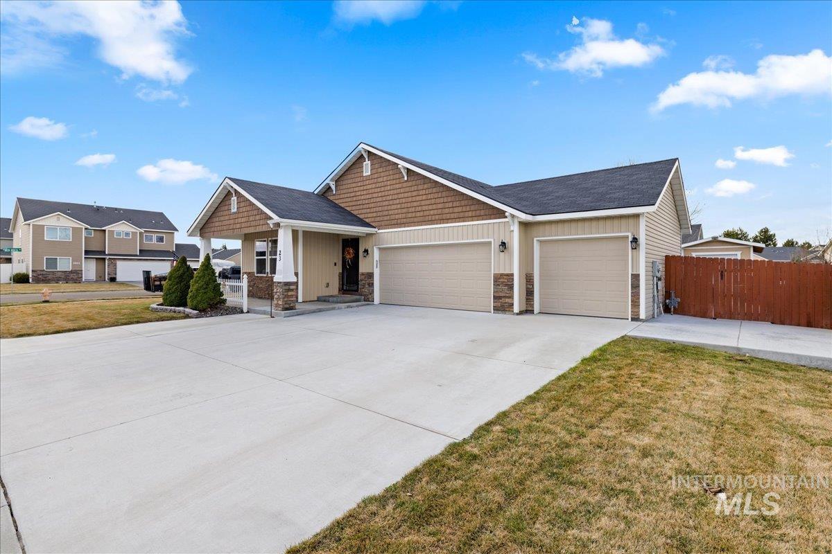 Granite Basin Real Estate Listings Main Image