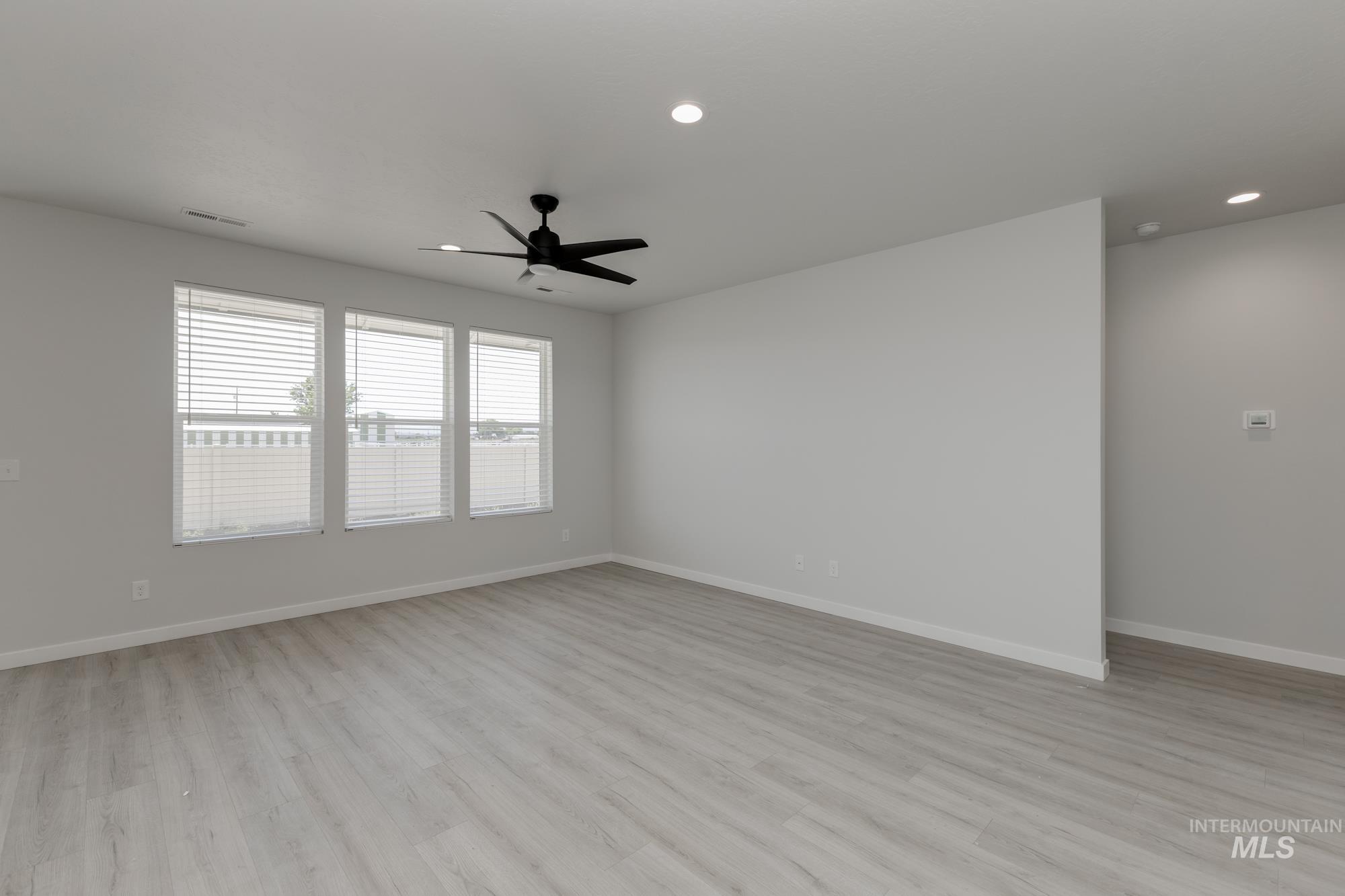 12601 Kinsella St Property Photo 7