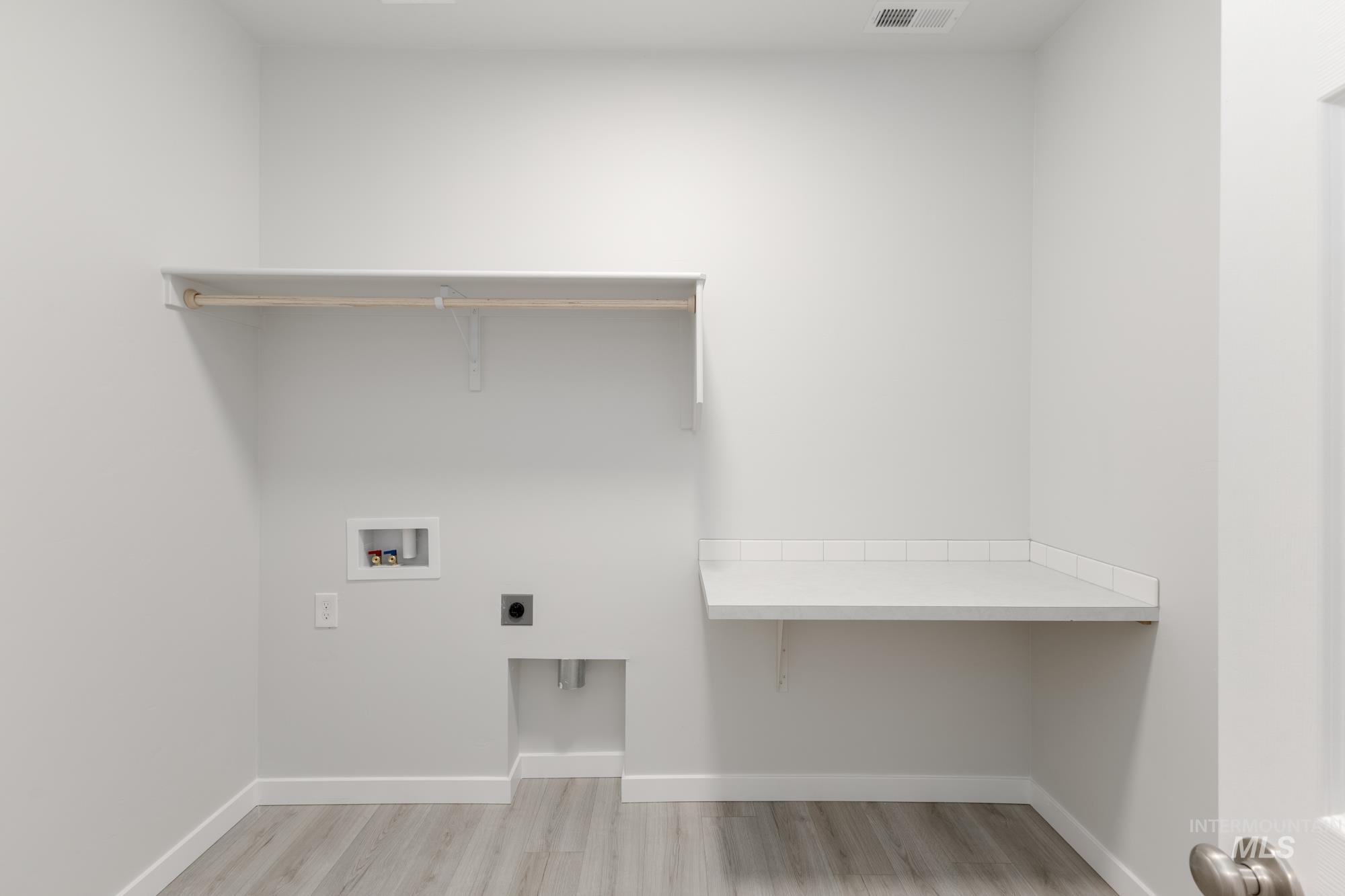 12601 Kinsella St Property Photo 14