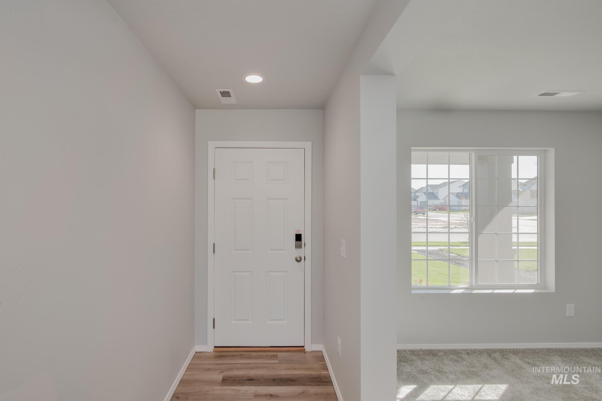 2810 N Arroyo Vista Way Property Photo 2