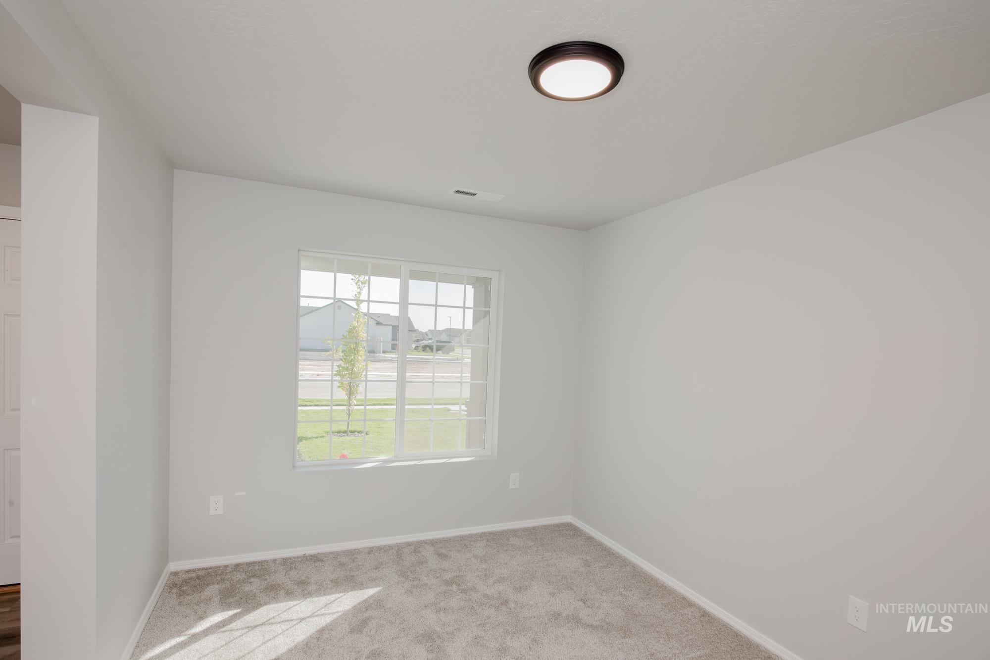 2810 N Arroyo Vista Way Property Photo 8