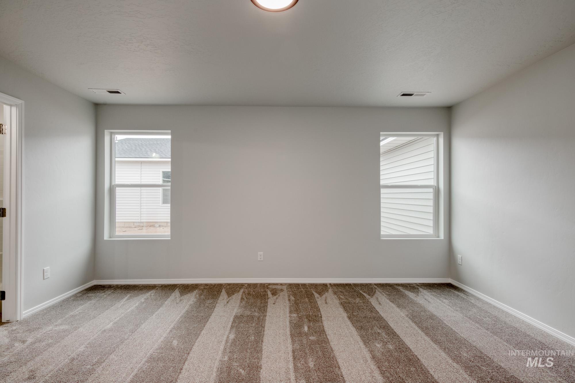 2752 N Arroyo Vista Way Property Photo 8