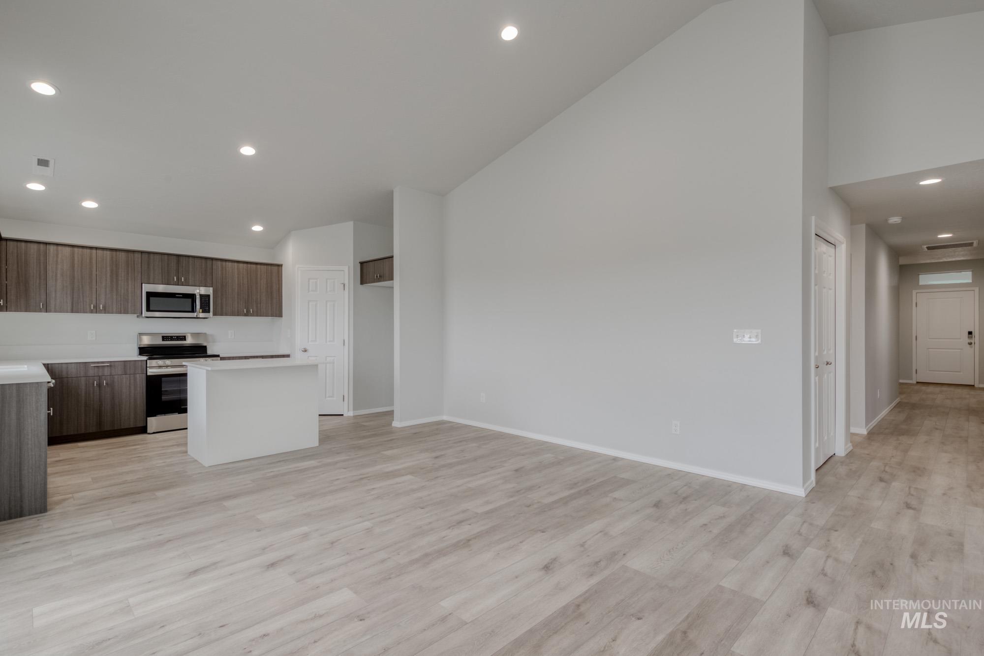 2752 N Arroyo Vista Way Property Photo 13