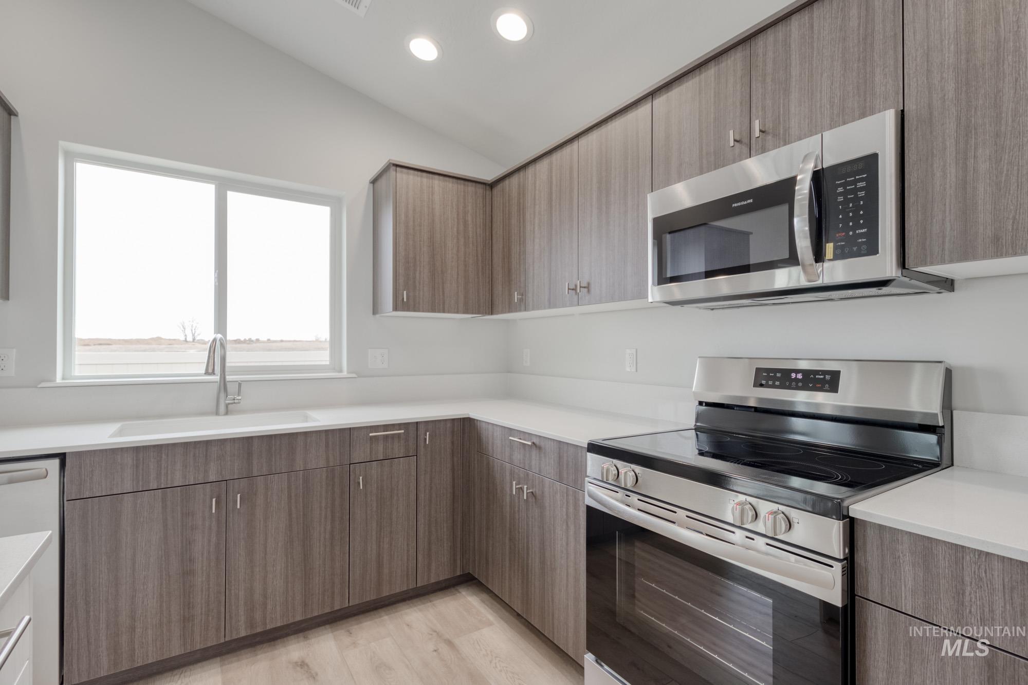 2752 N Arroyo Vista Way Property Photo 18