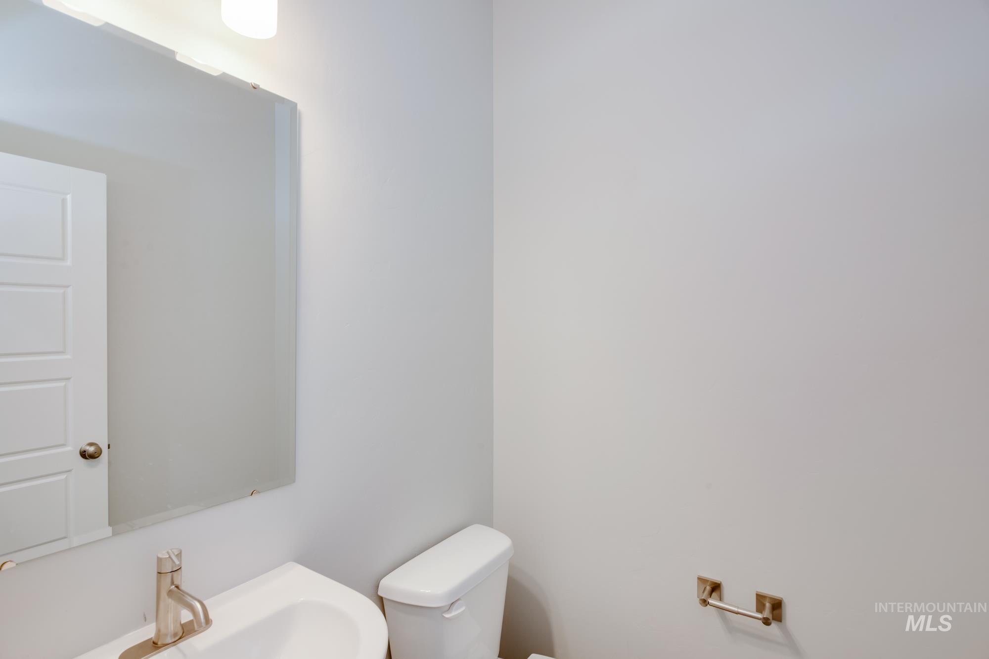 2336 W Opalite Dr Property Photo 10