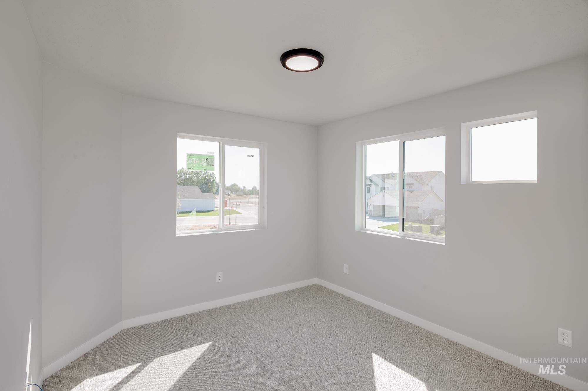 2336 W Opalite Dr Property Photo 14
