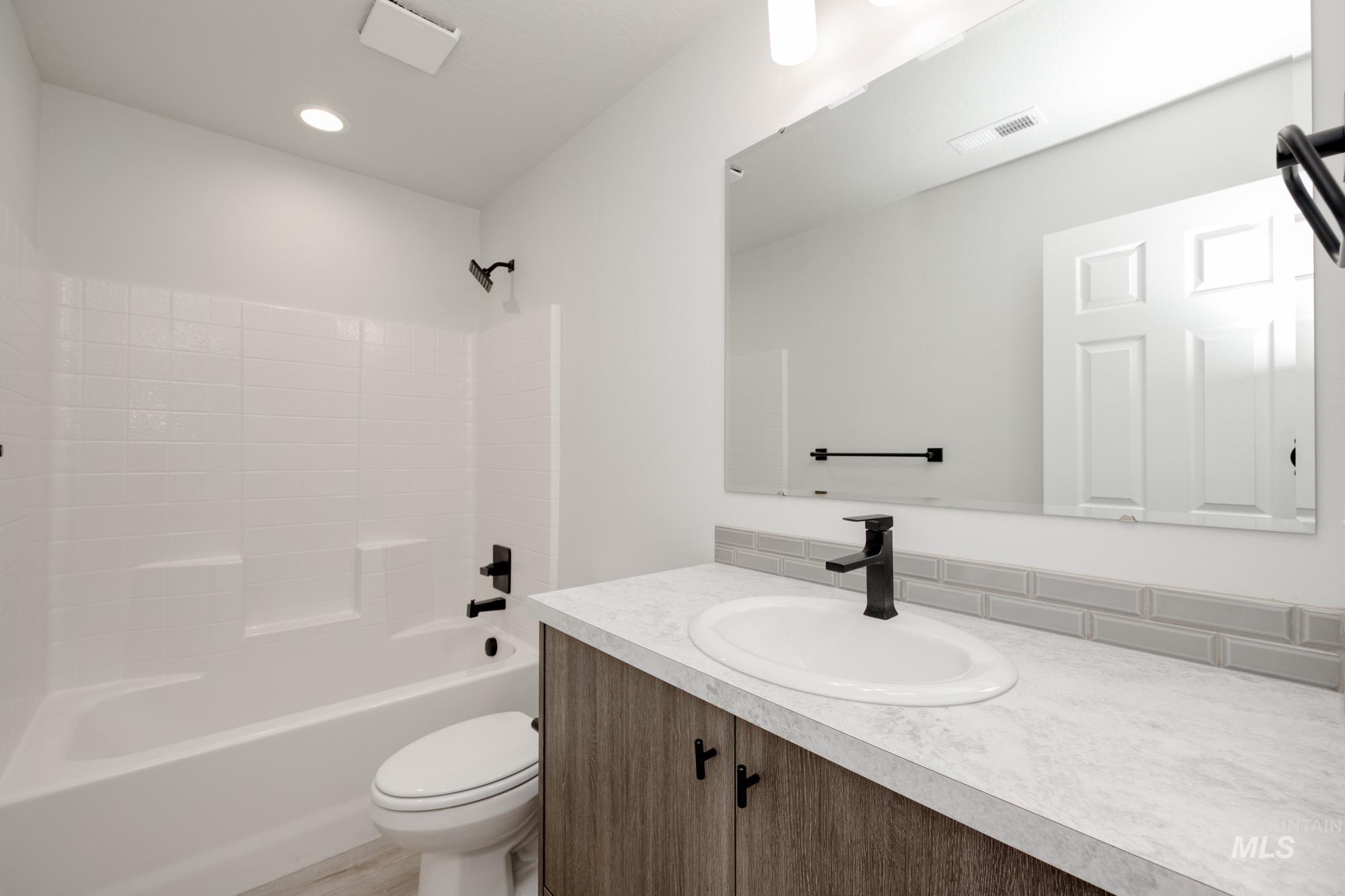 8592 S Tyrion Way Property Photo 14