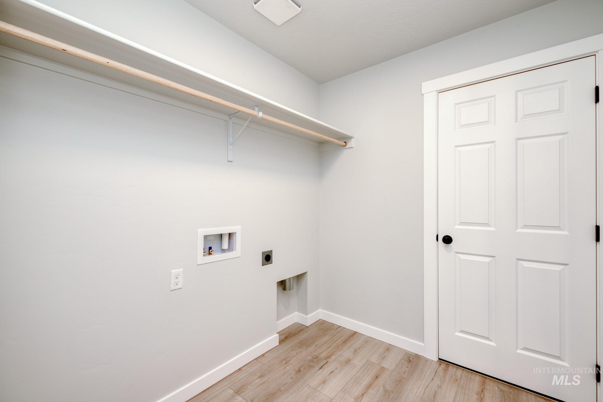 8592 S Tyrion Way Property Photo 17
