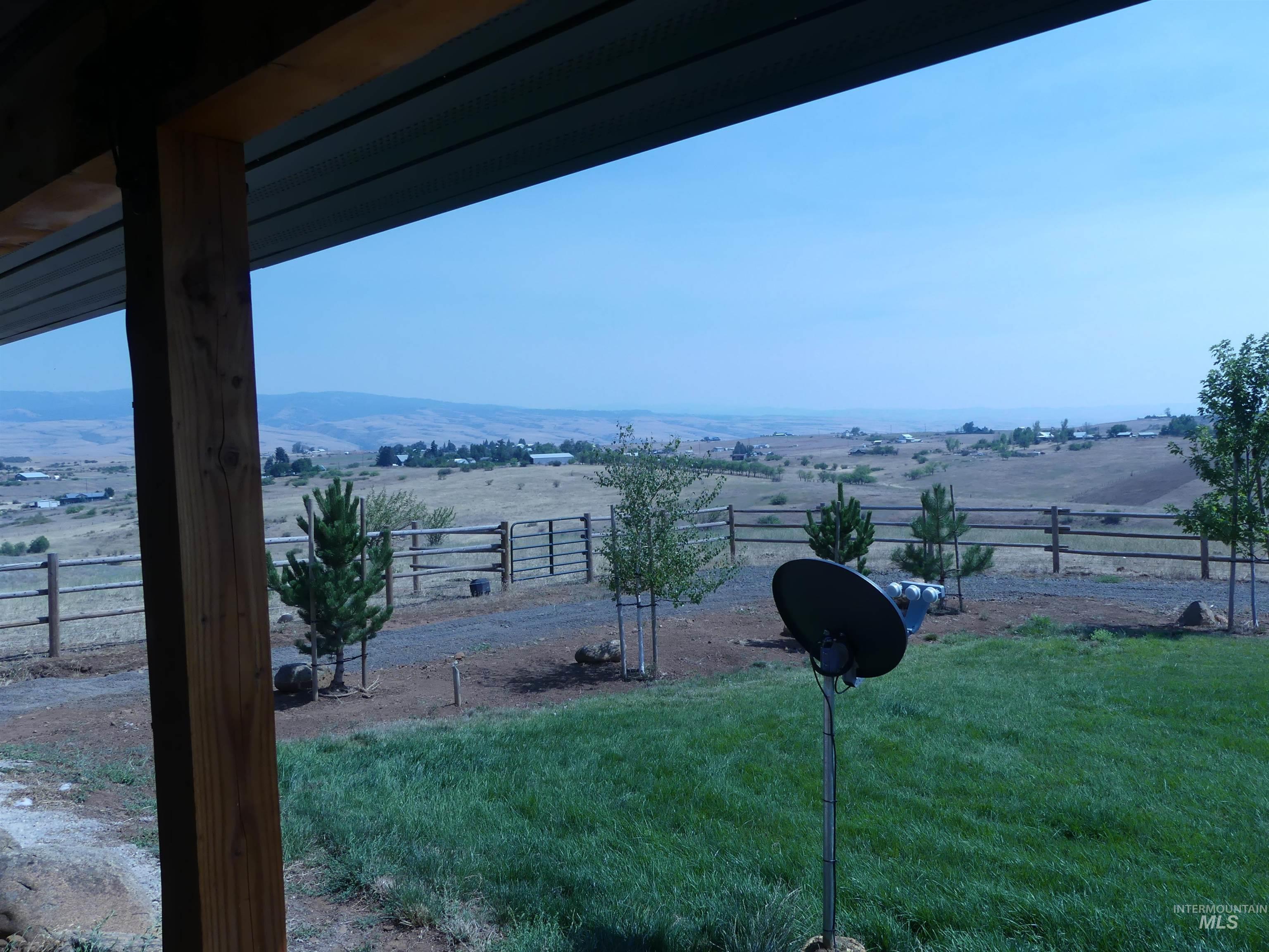 2193 Apple Lane Property Photo 11