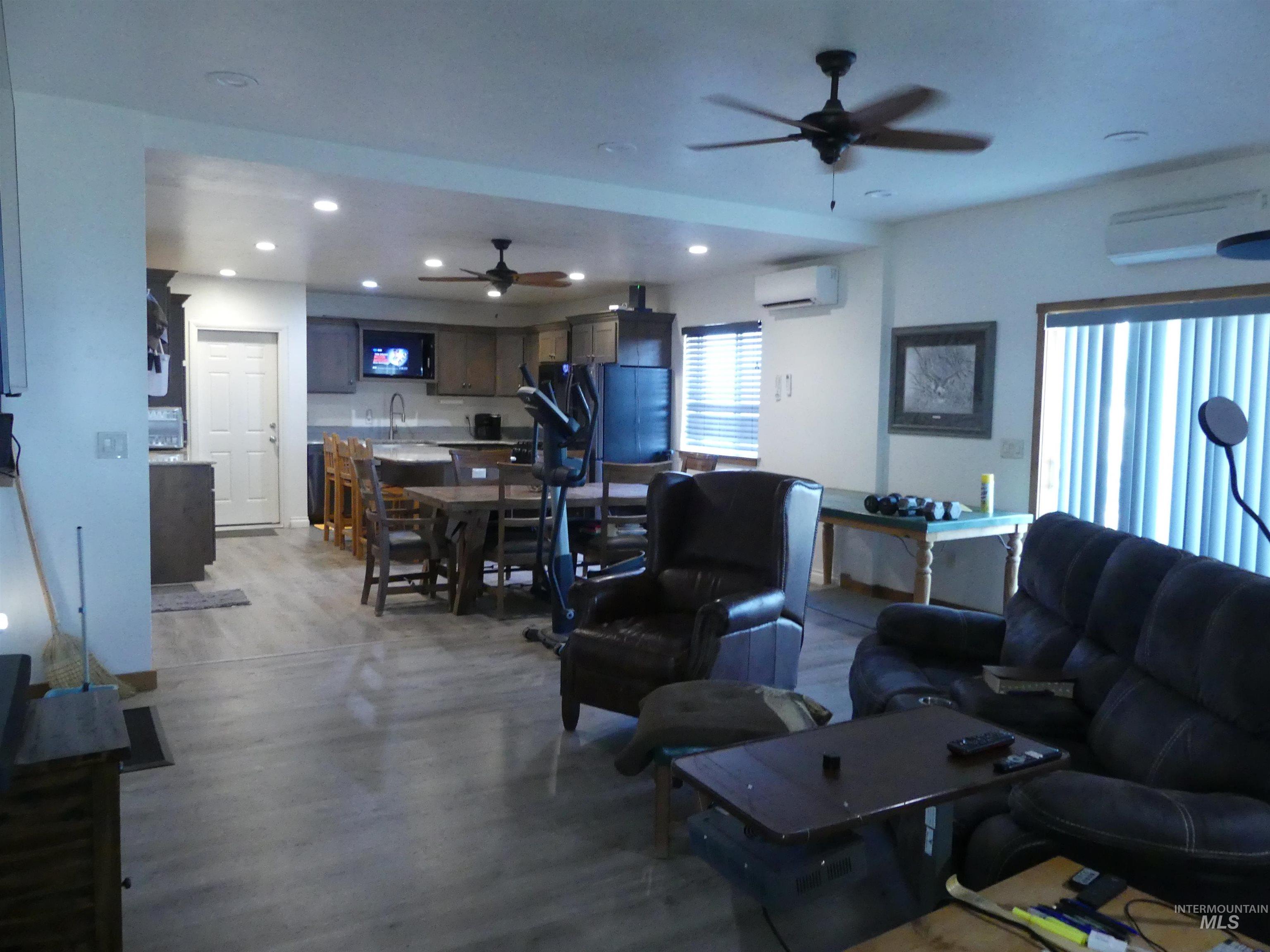 2193 Apple Lane Property Photo 14