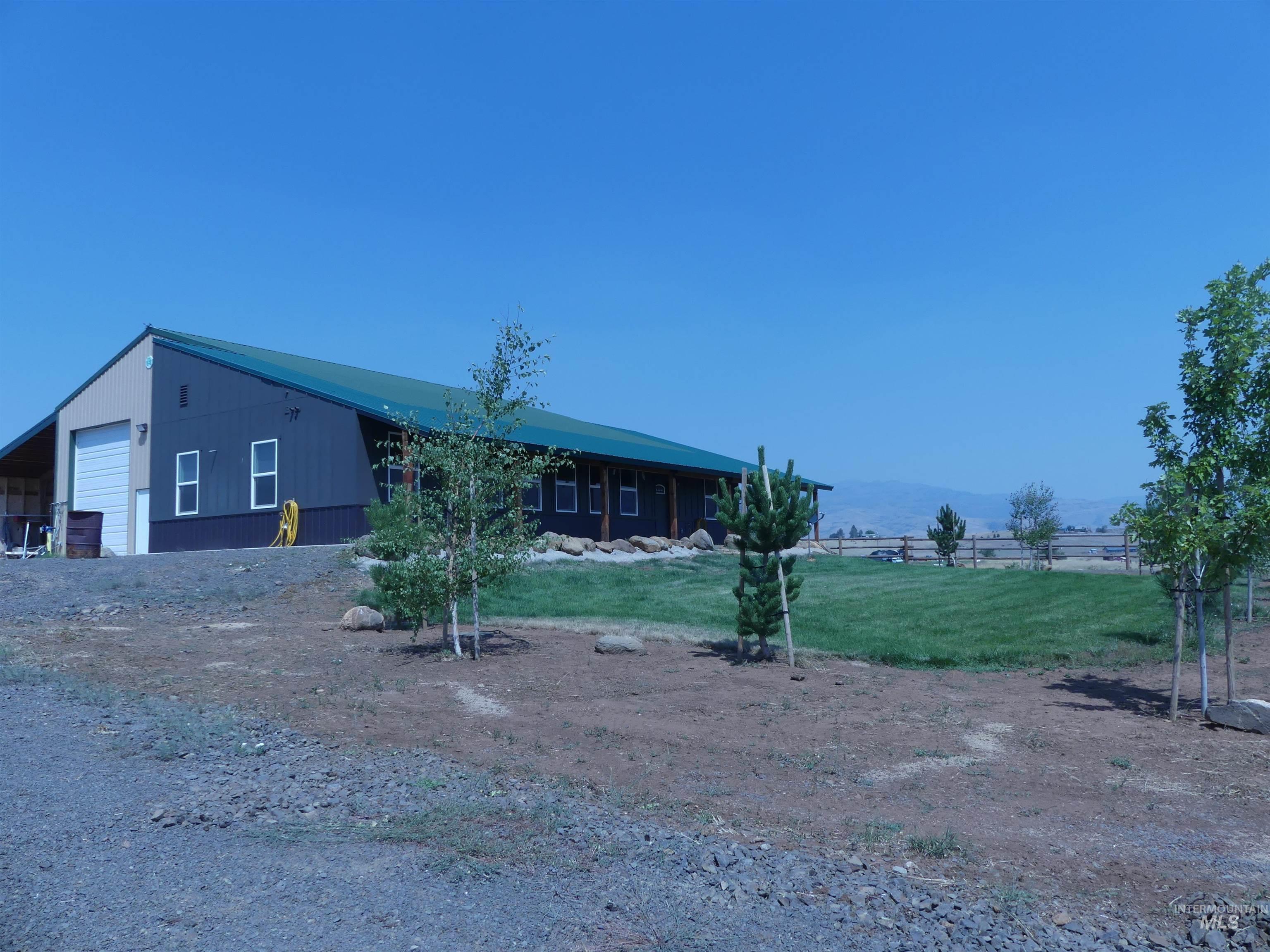2193 Apple Lane Property Photo 46