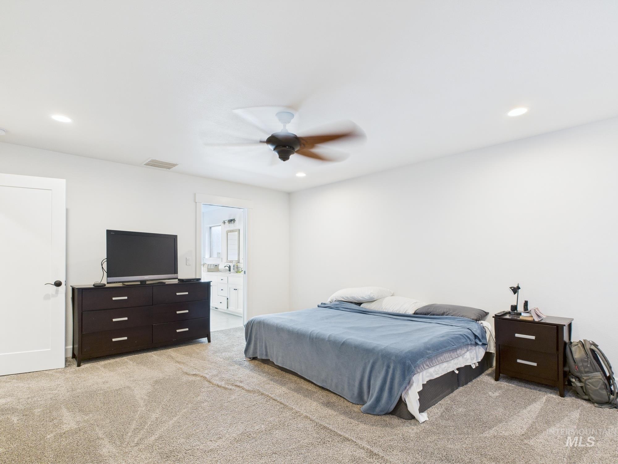 3224 Parkridge Way Property Photo 14