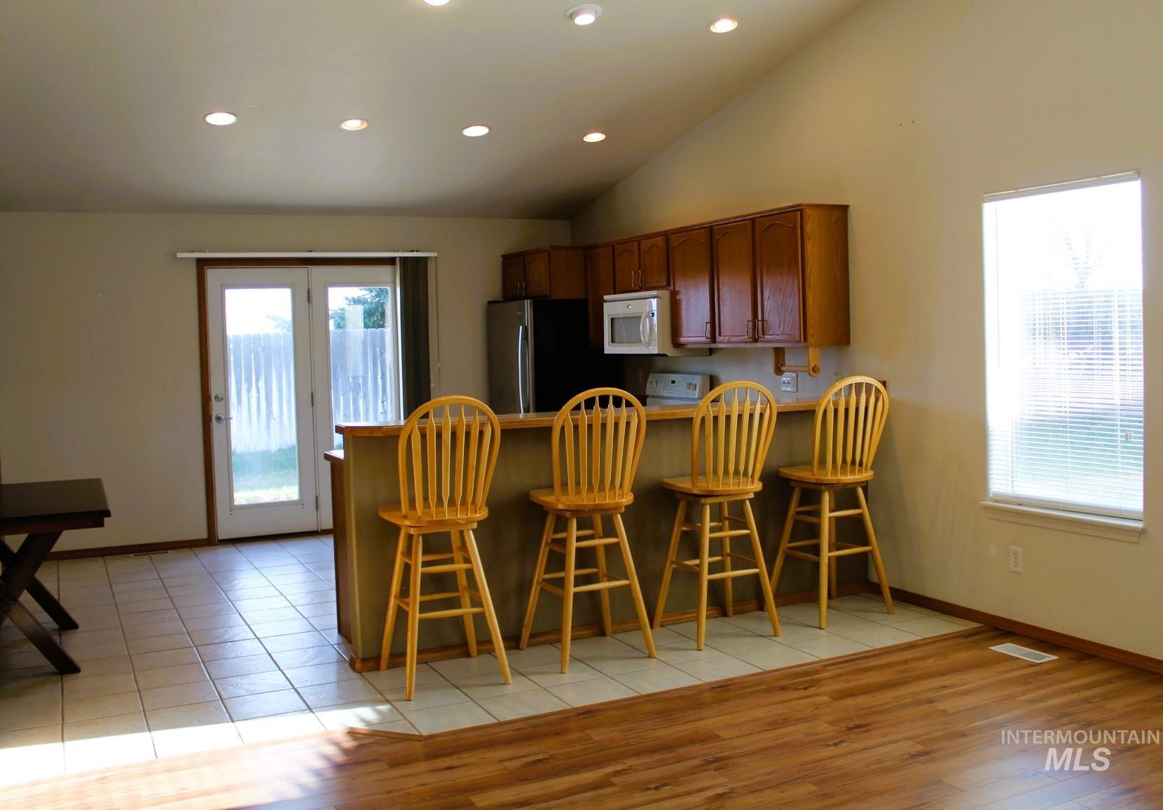 583 Bluebell Avenue Property Photo 6