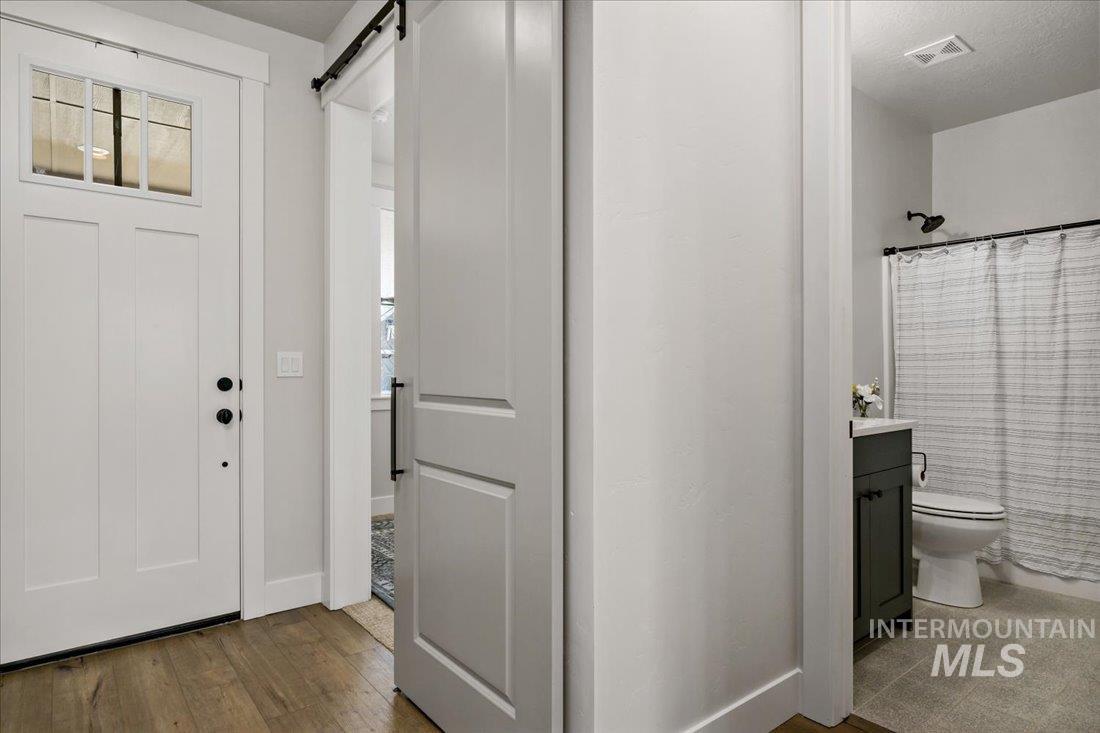 6636 S Steeple Avenue Property Photo 32
