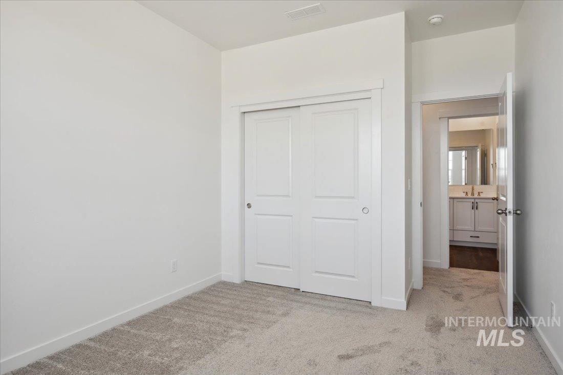 5321 N Sweet Clover Ave Property Photo 26