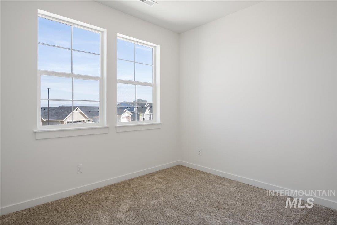 5321 N Sweet Clover Ave Property Photo 27