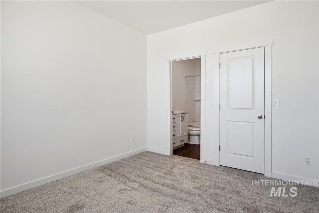5321 N Sweet Clover Ave Property Photo 28