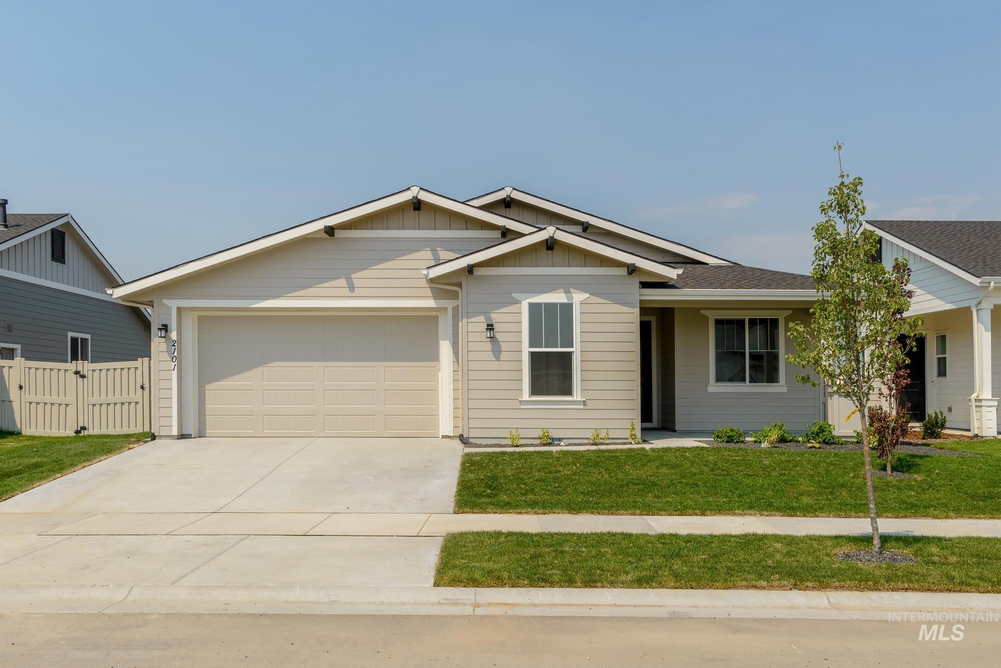 4583 E Fortuna Dr Property Photo