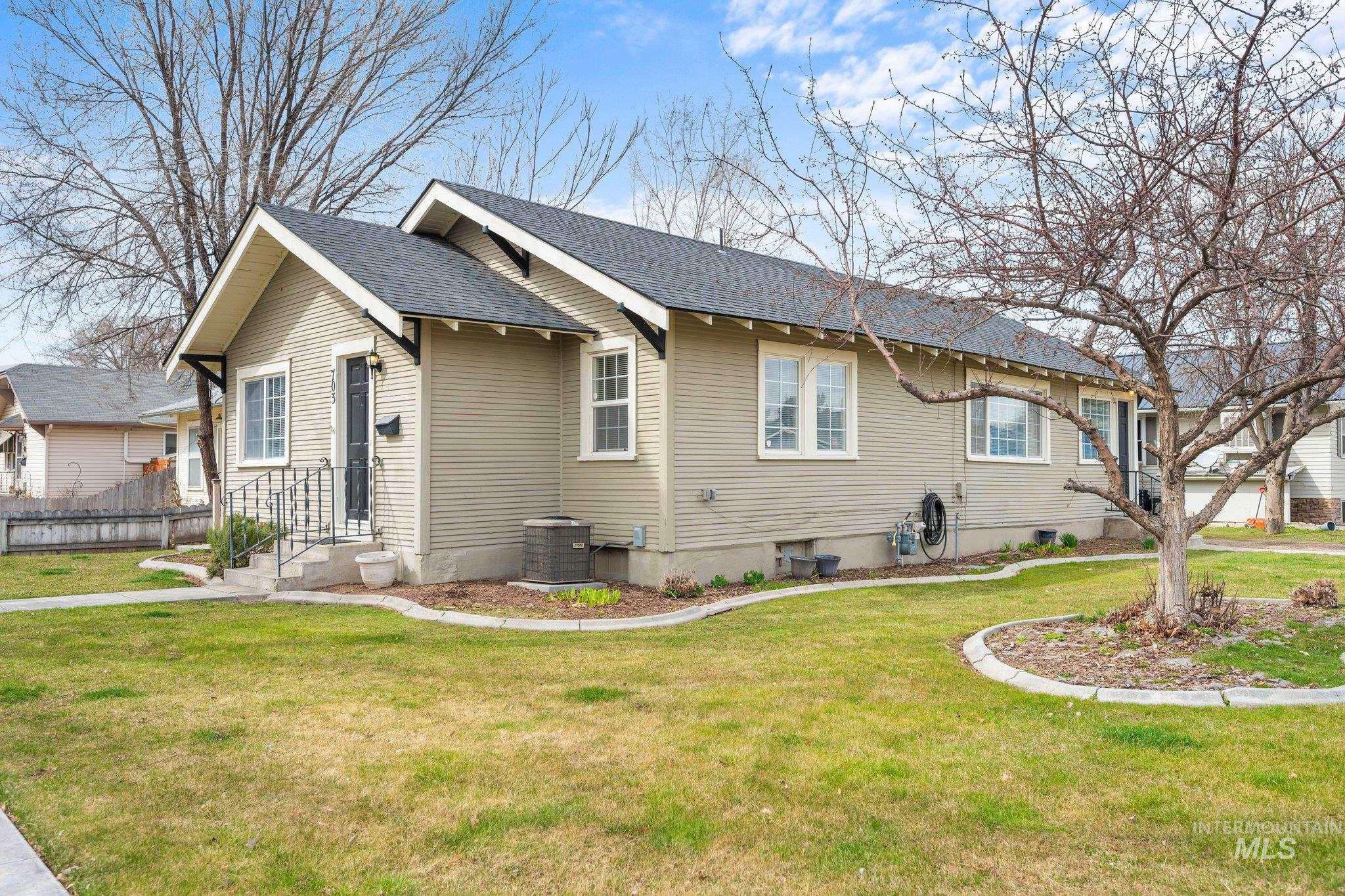 Real Estate Main Image