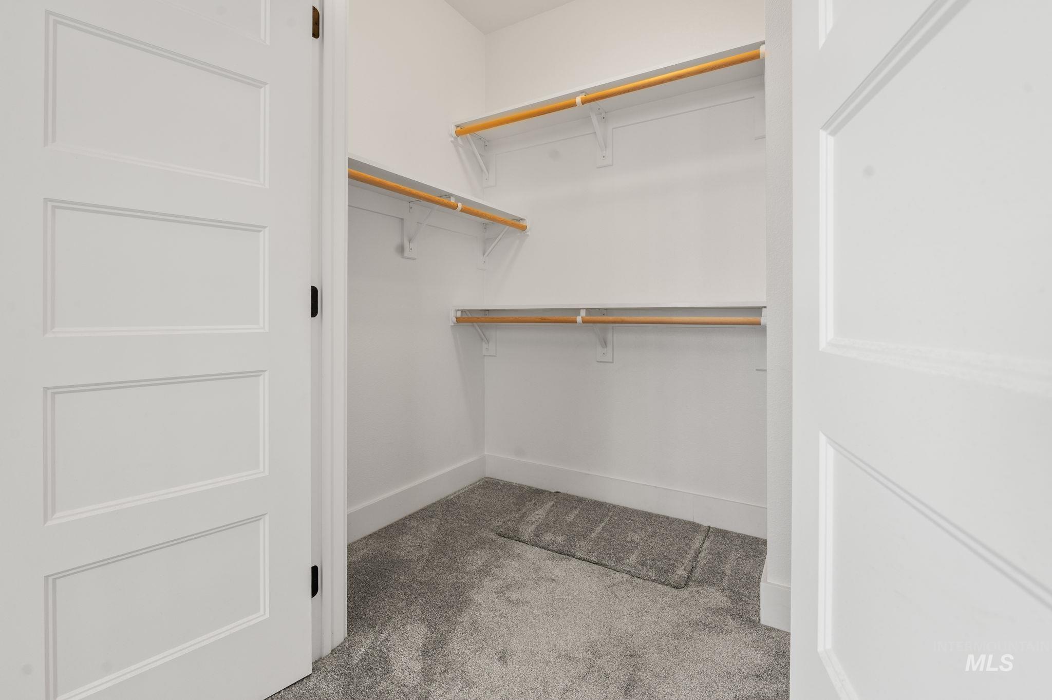 1728 Appaloosa Drive Property Photo 11
