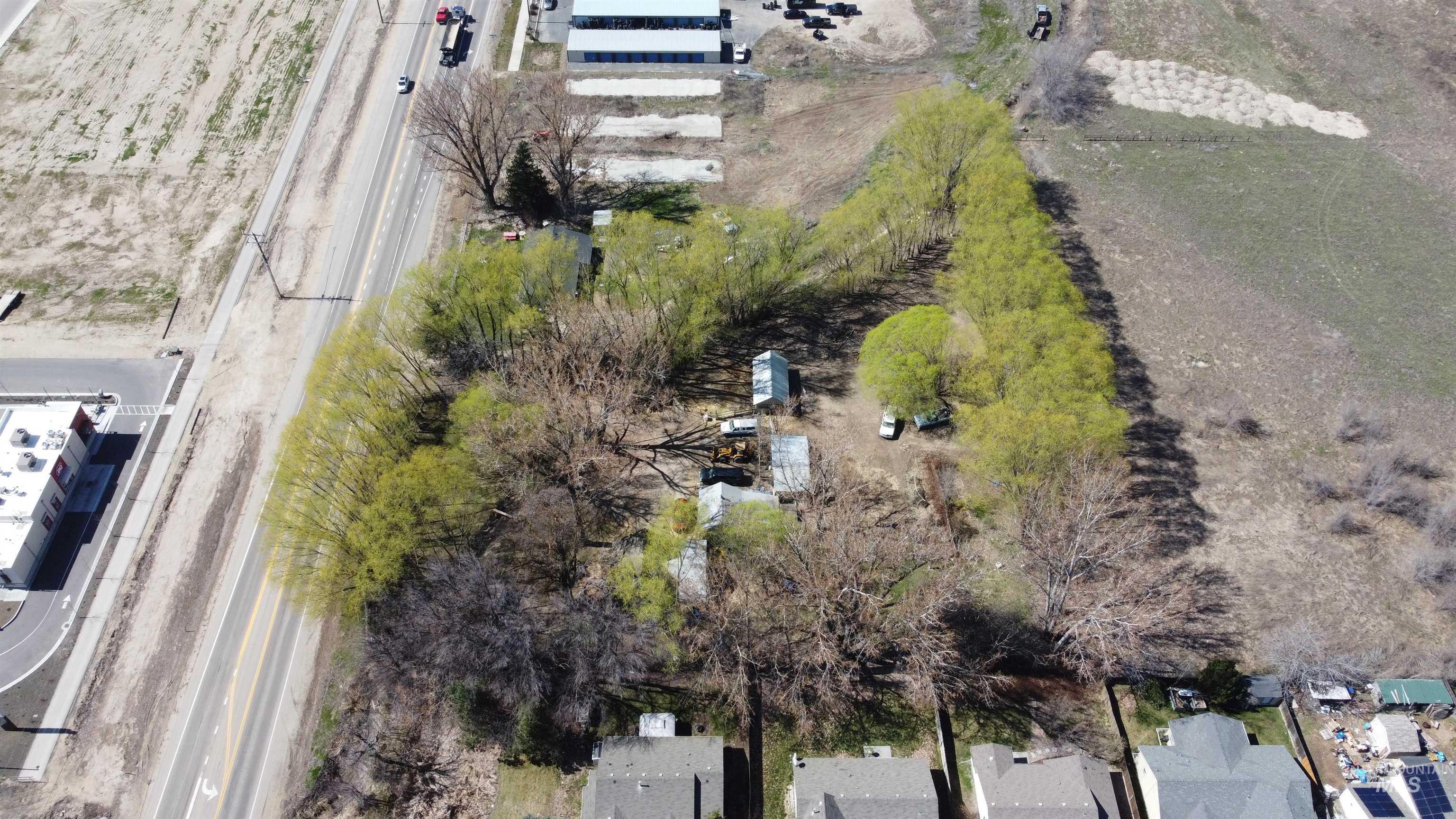 12400 Hwy 44 Property Photo 3
