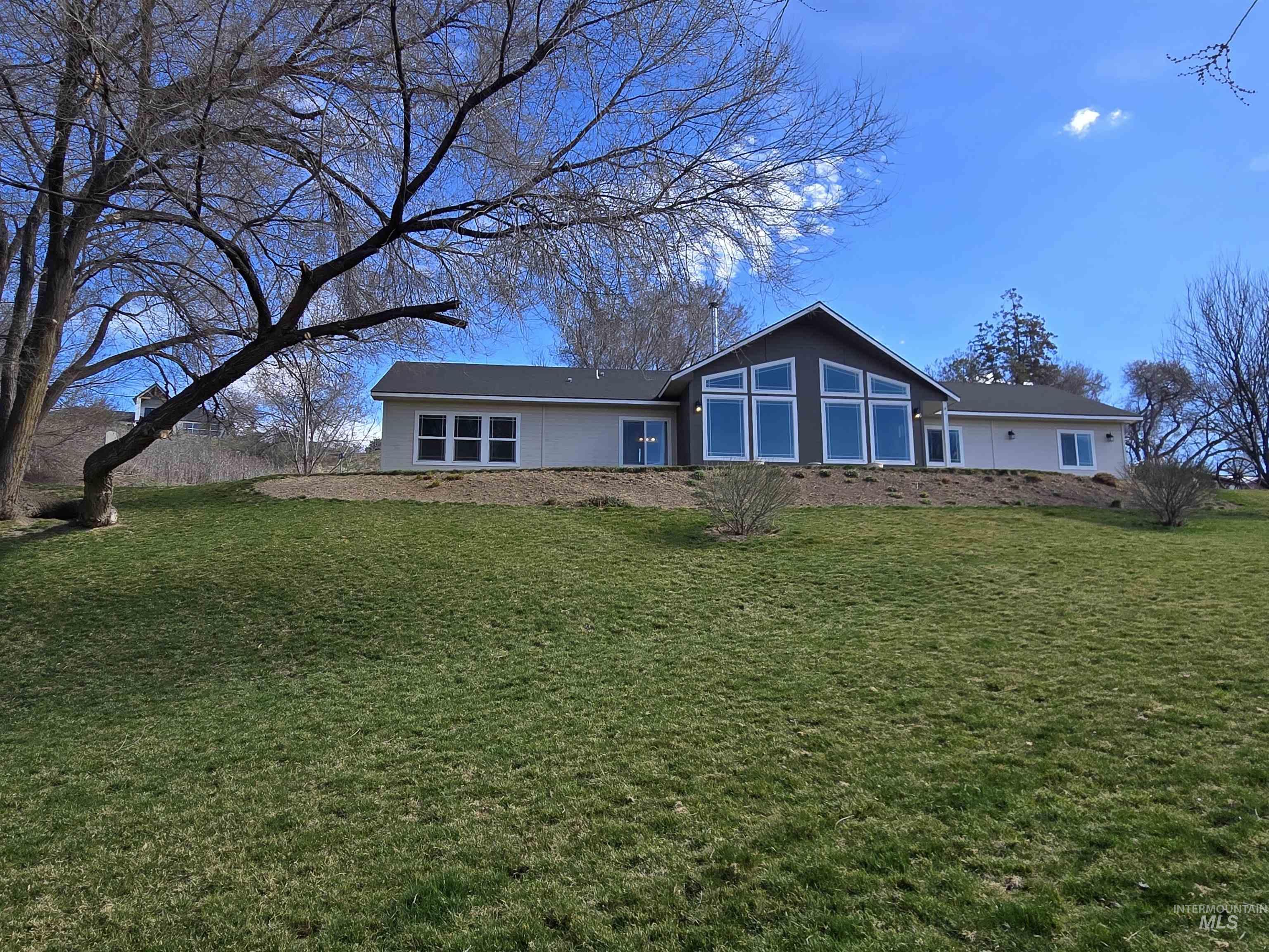 5522 Finley Rd Property Photo