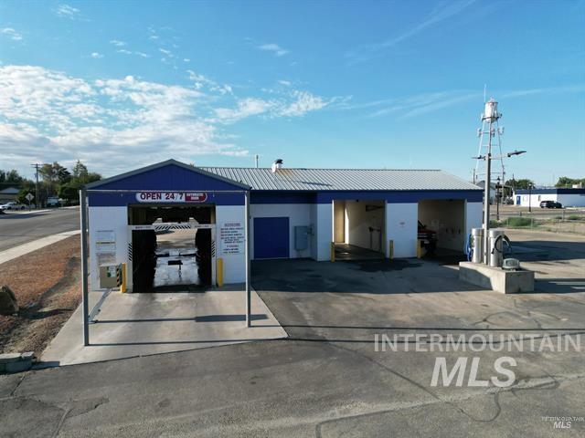 6 S Main Property Photo