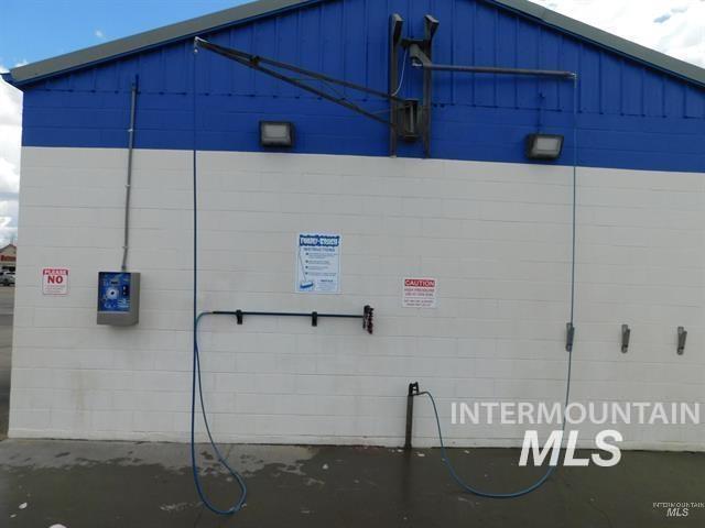 6 S Main Property Photo 10