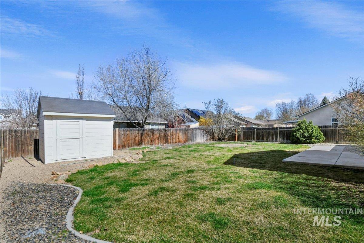 1526 W Bonneville Ct Property Photo 23