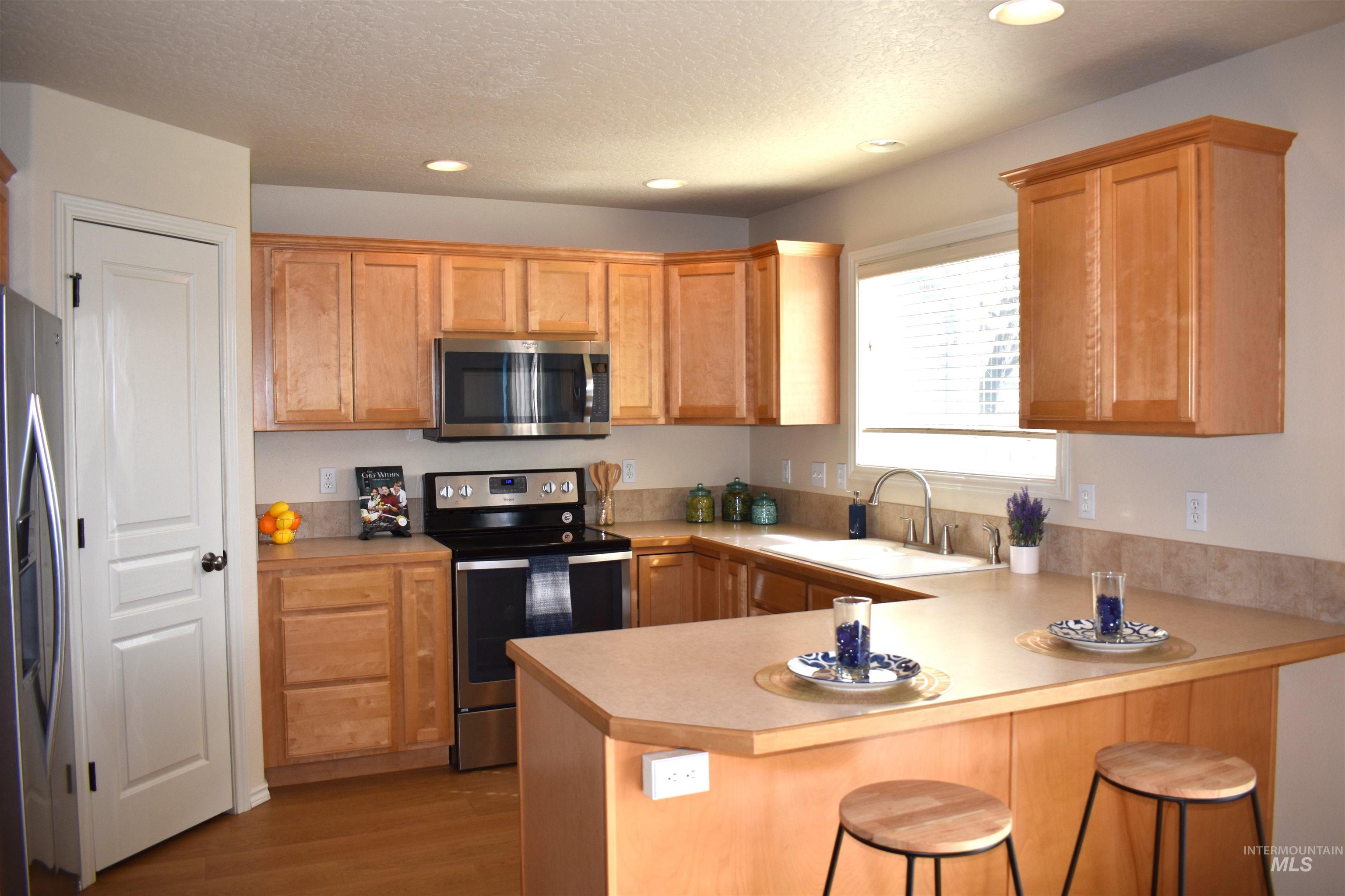11085 W Box Canyon St. Property Photo 5