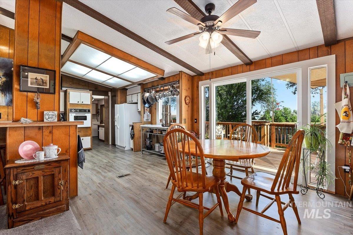 706 White Hawk Ln Property Photo 11