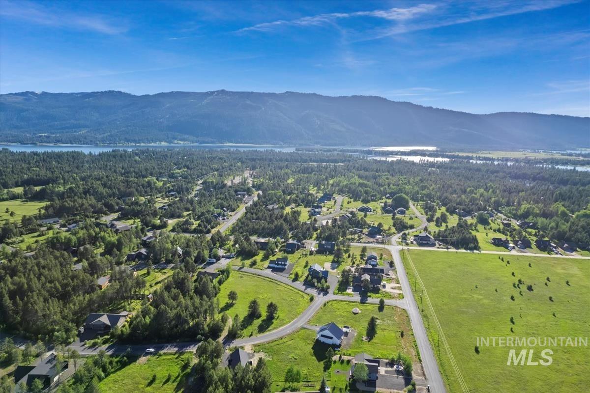 16 White Fir Loop Property Photo 5