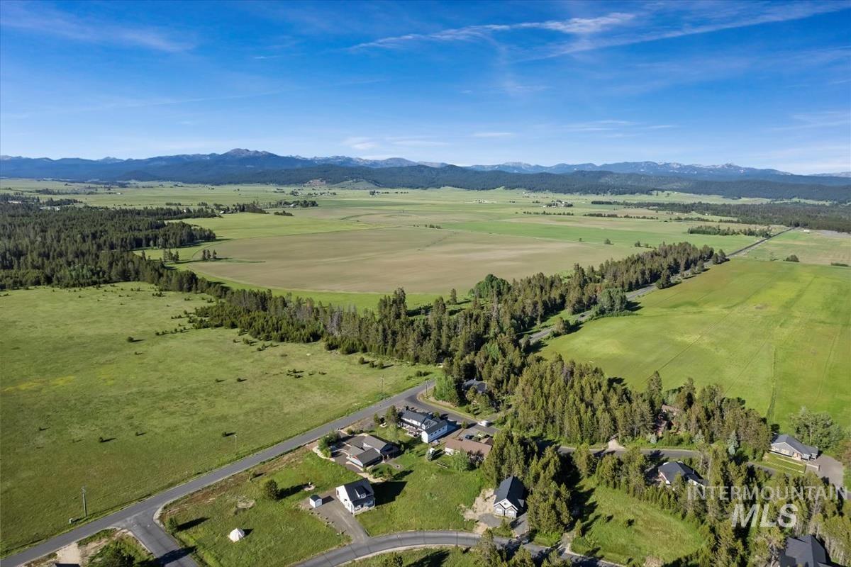 16 White Fir Loop Property Photo 7