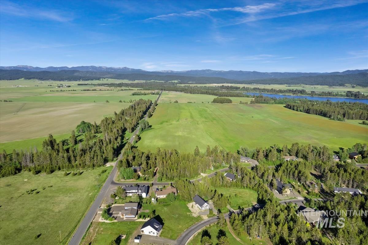 16 White Fir Loop Property Photo 8