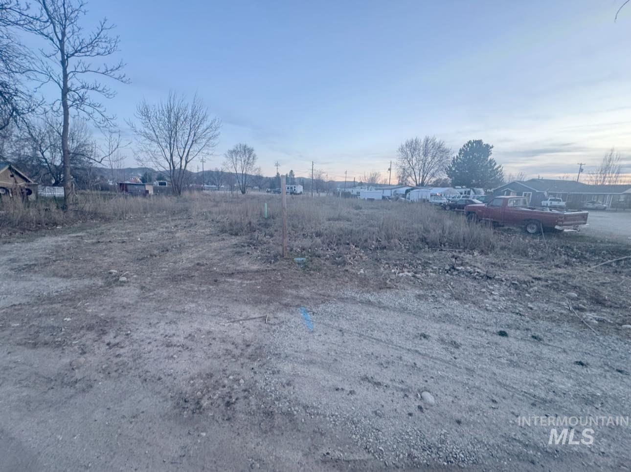 919 S Wardwell Property Photo 11