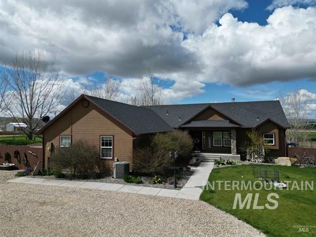 4243 Homestead Property Photo 2