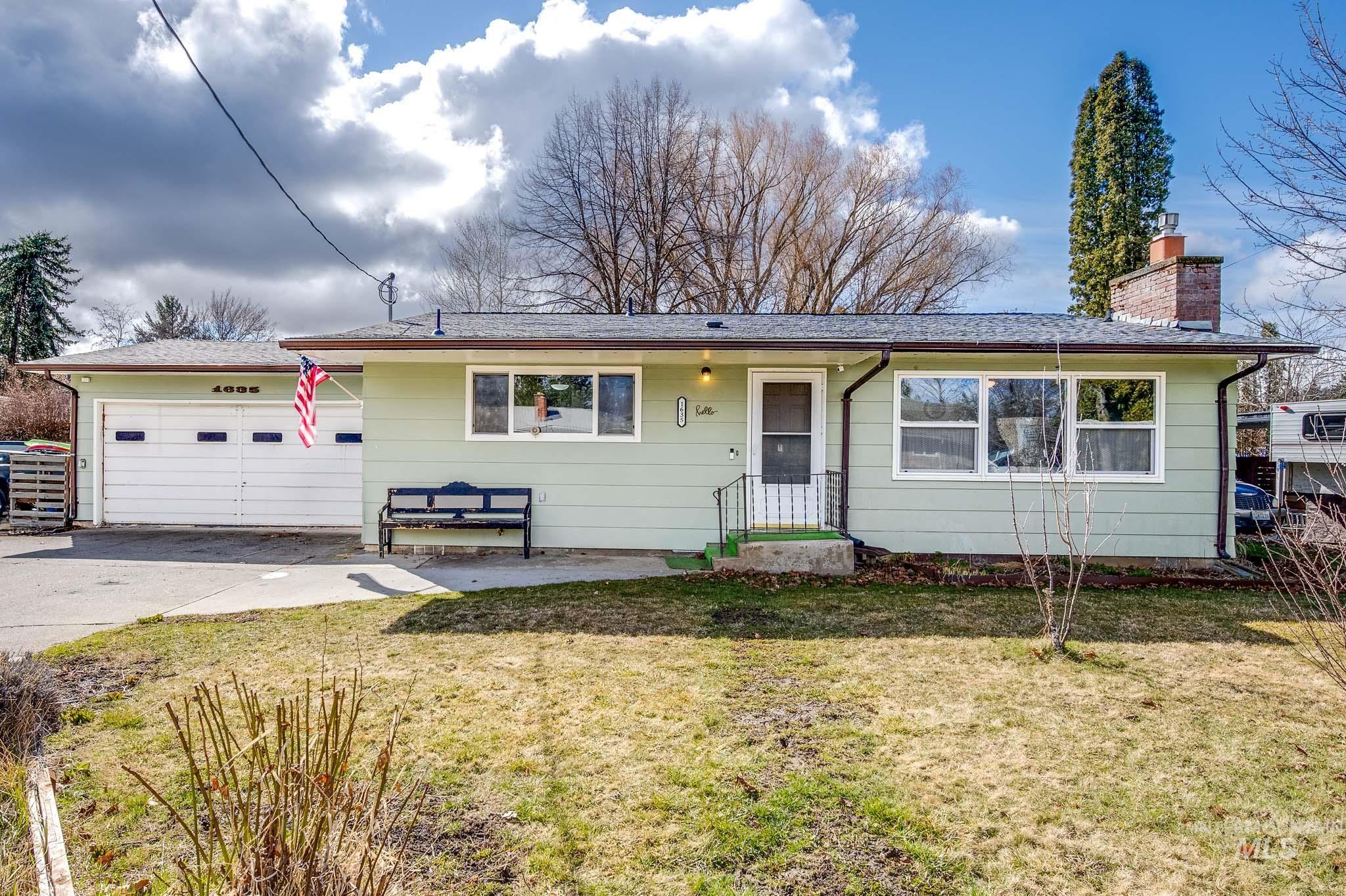 1635 Hillcrest Dr. Property Photo