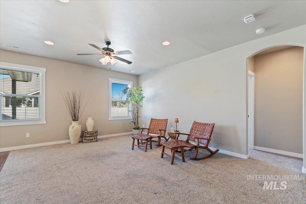 1318 W Cactus St Property Photo 4