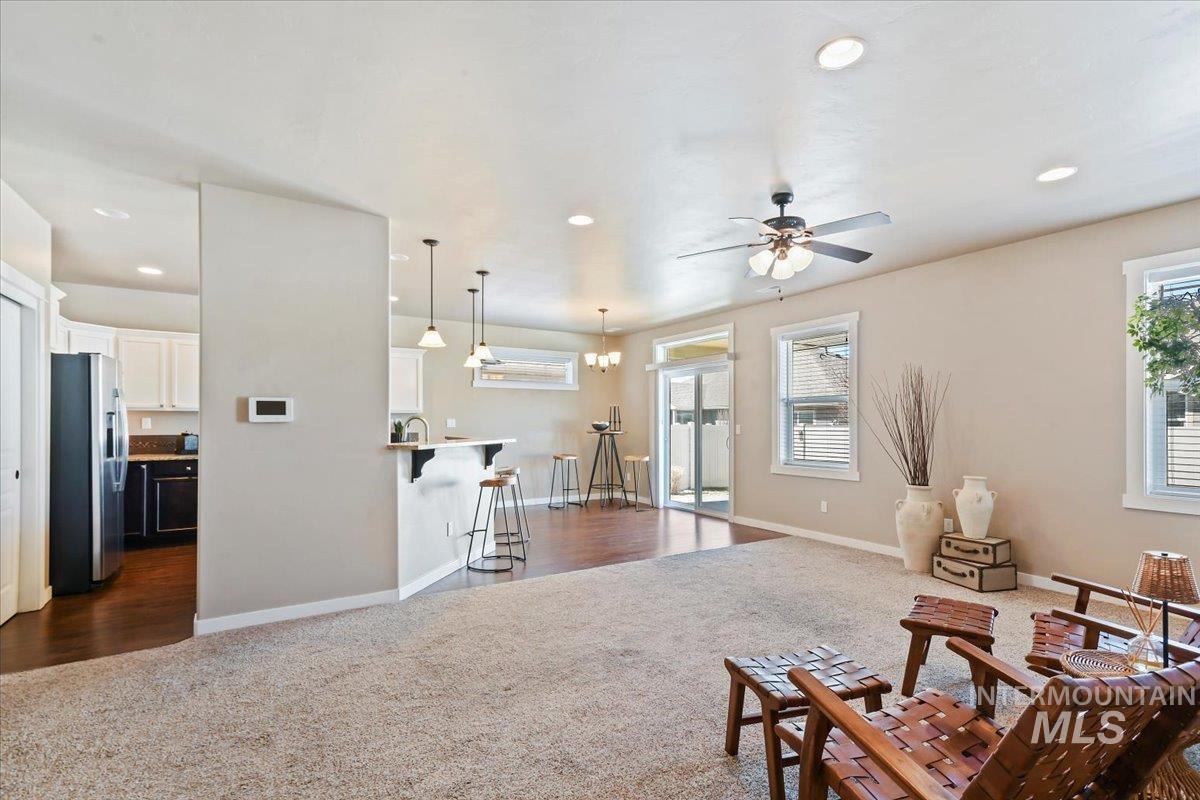 1318 W Cactus St Property Photo 6