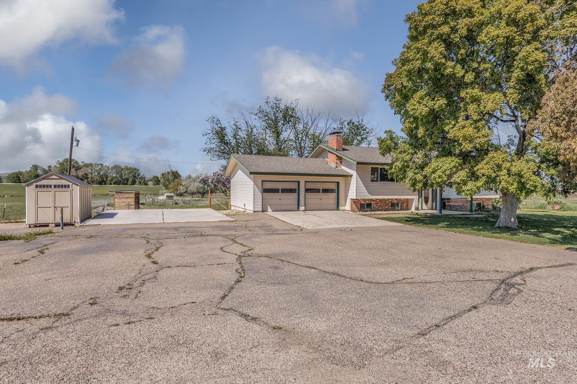 650 Ontario Heights Rd Property Photo 3