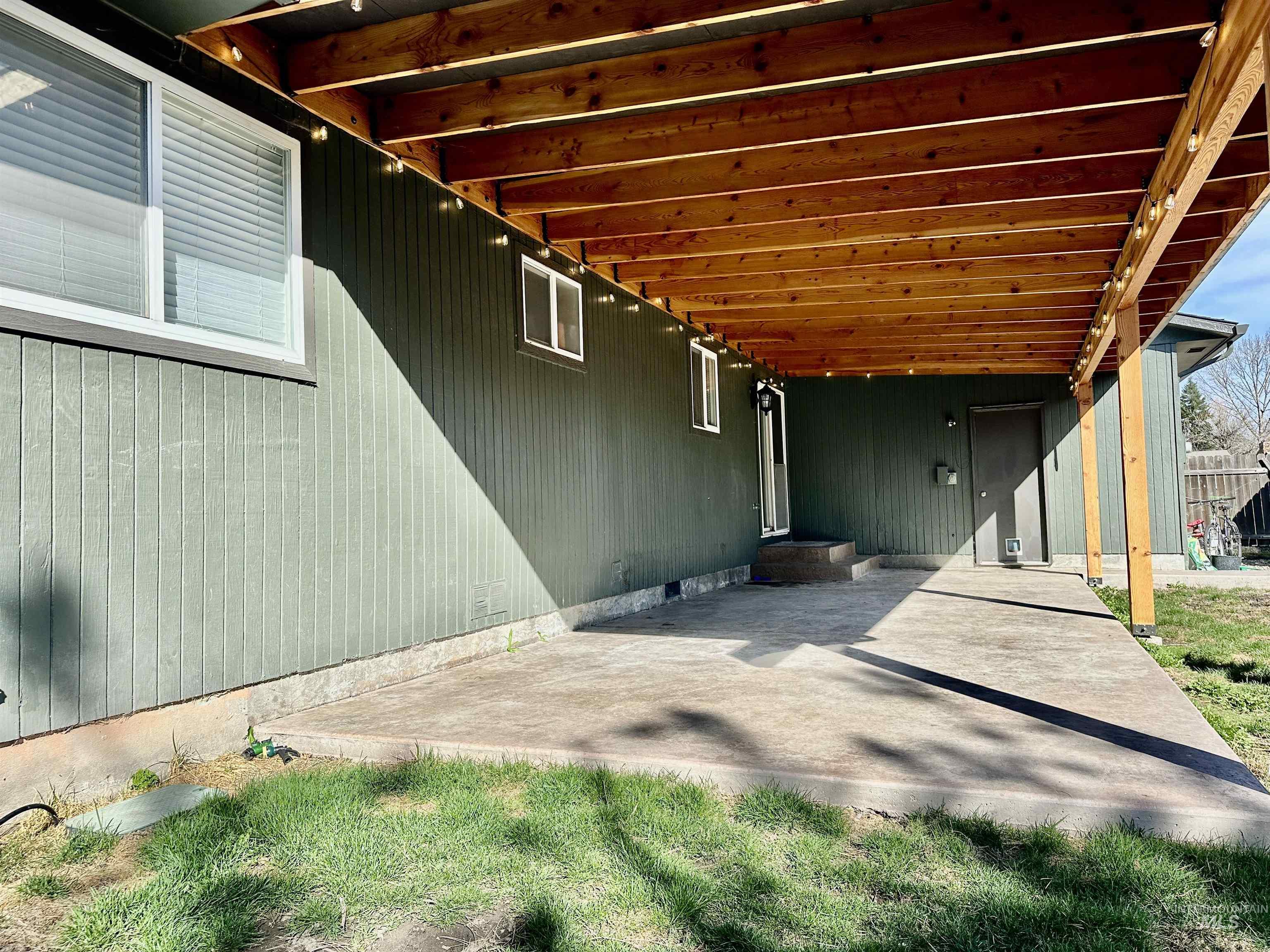811 Valley View Dr Property Photo 20